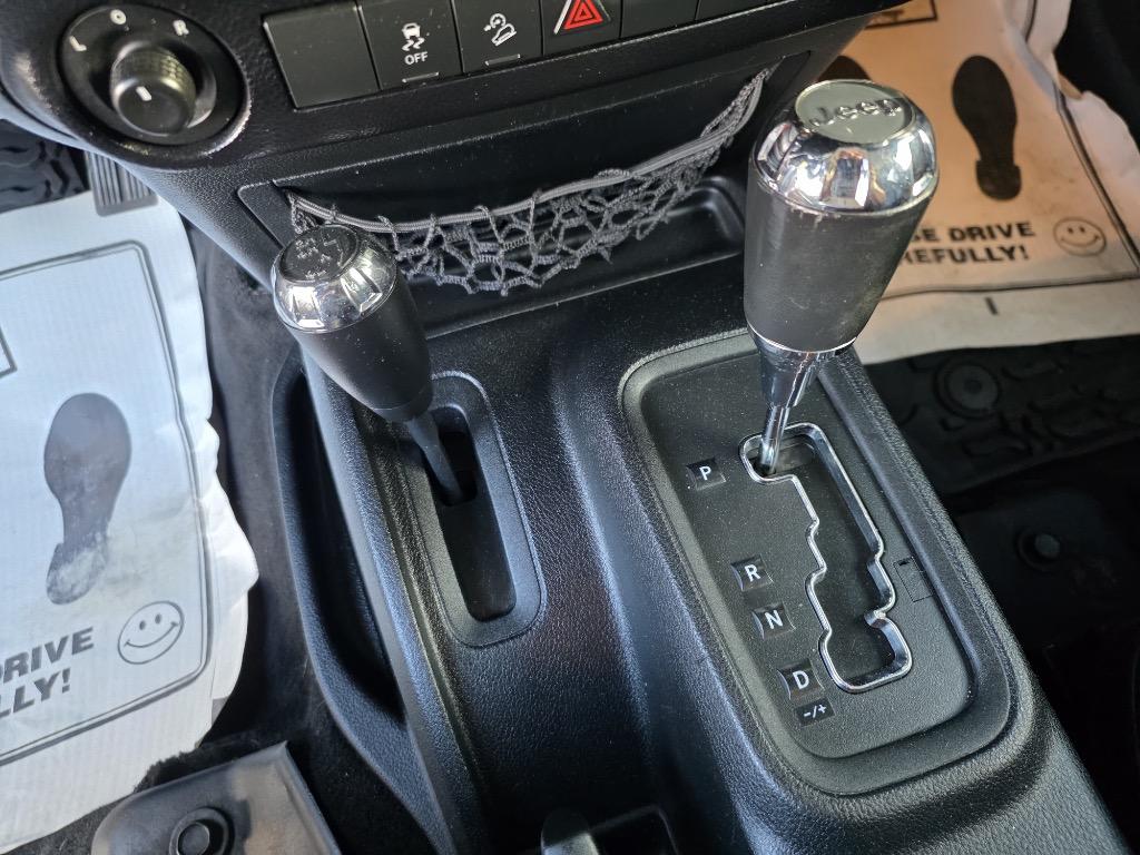 2015 Jeep Wrangler - $17,995
