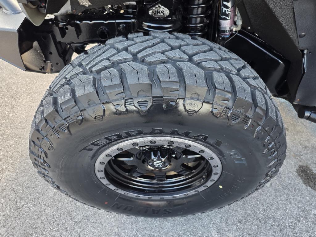 2015 Jeep Wrangler - $17,995