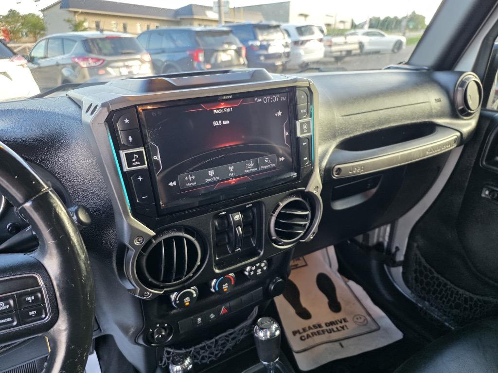 2015 Jeep Wrangler - $17,995