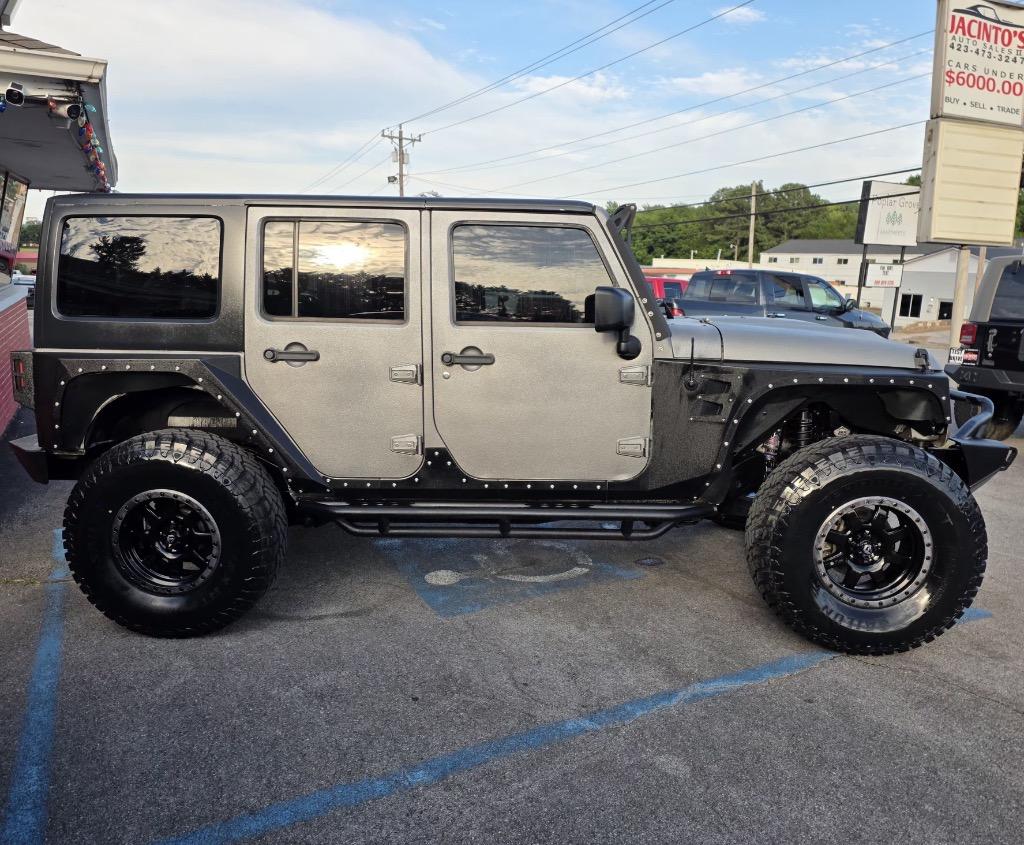2015 Jeep Wrangler - $17,995