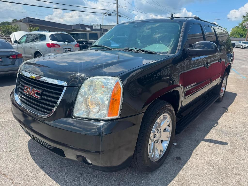 2007 GMC Yukon - $7,995