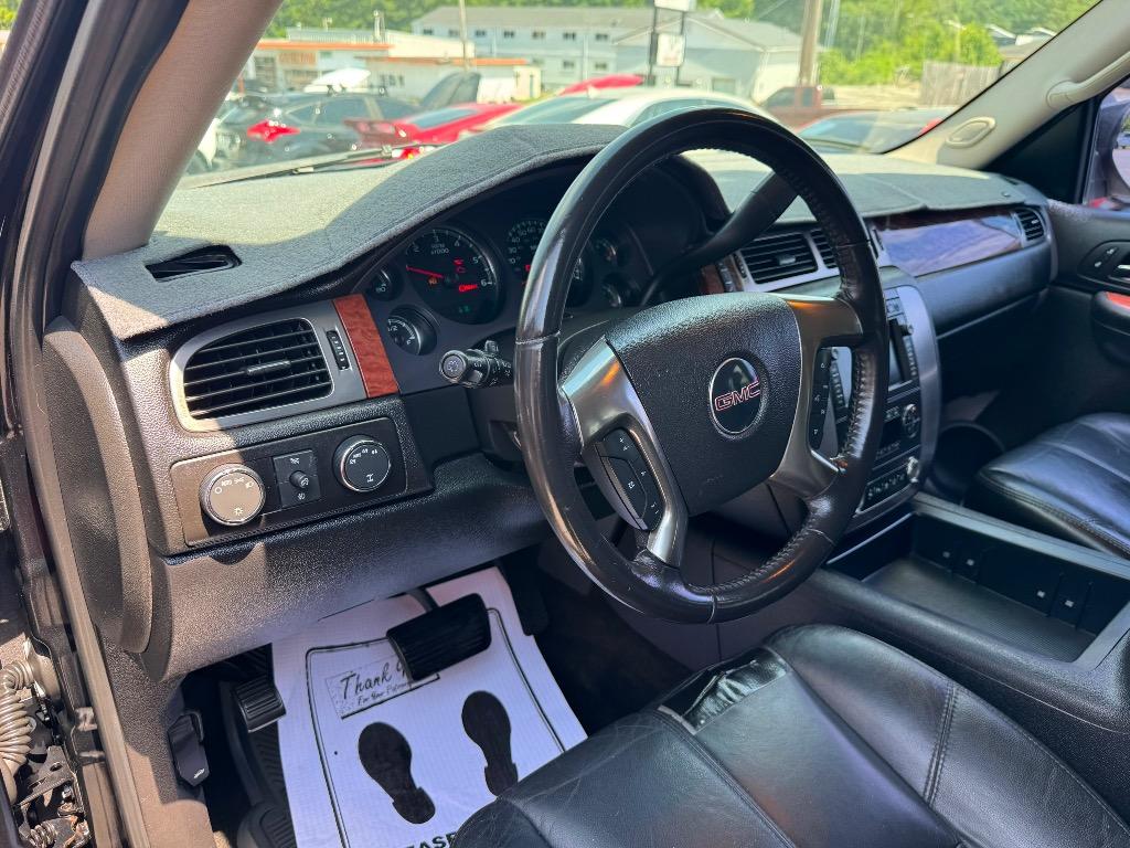2007 GMC Yukon - $7,995