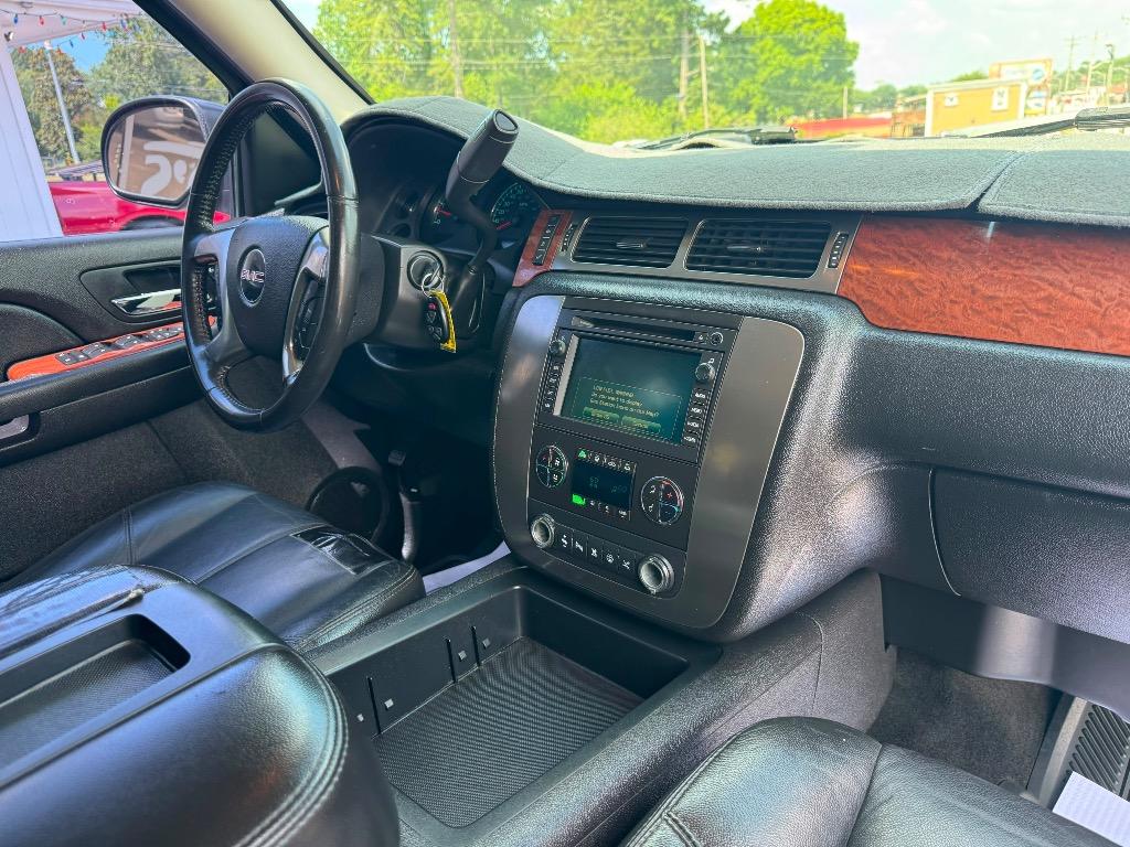 2007 GMC Yukon - $7,995