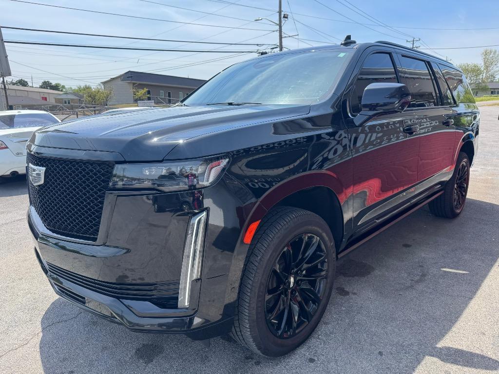 2022 Cadillac Escalade - $55,995