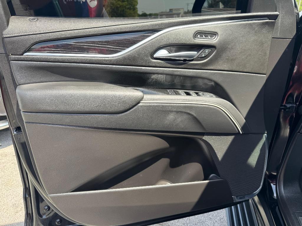 2022 Cadillac Escalade - $55,995