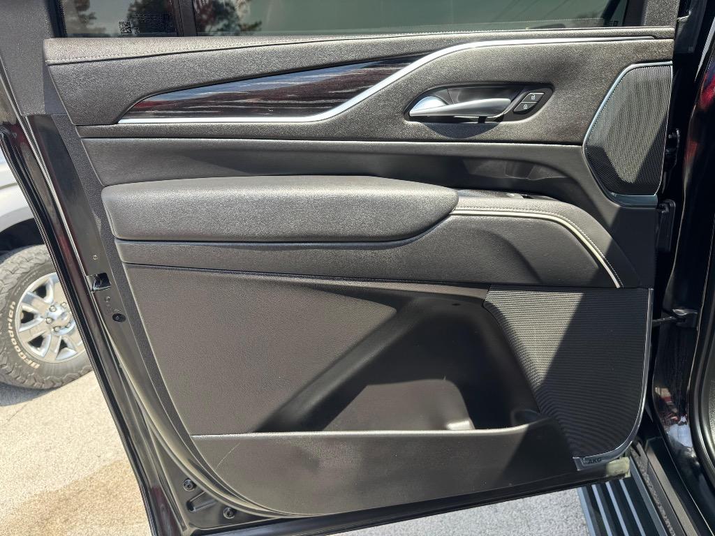 2022 Cadillac Escalade - $55,995