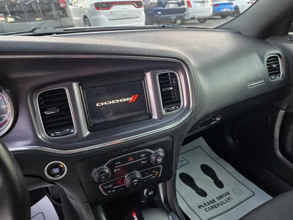 2018 Dodge Charger - $12,995