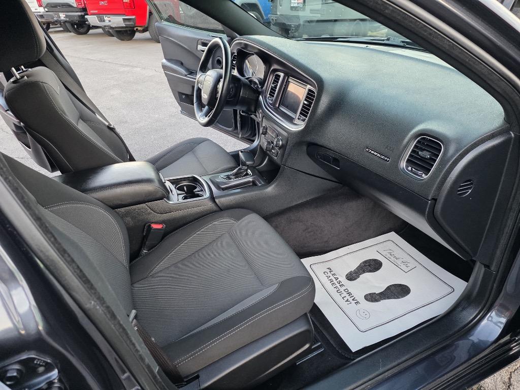 2018 Dodge Charger - $12,995