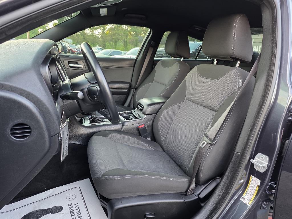 2018 Dodge Charger - $12,995
