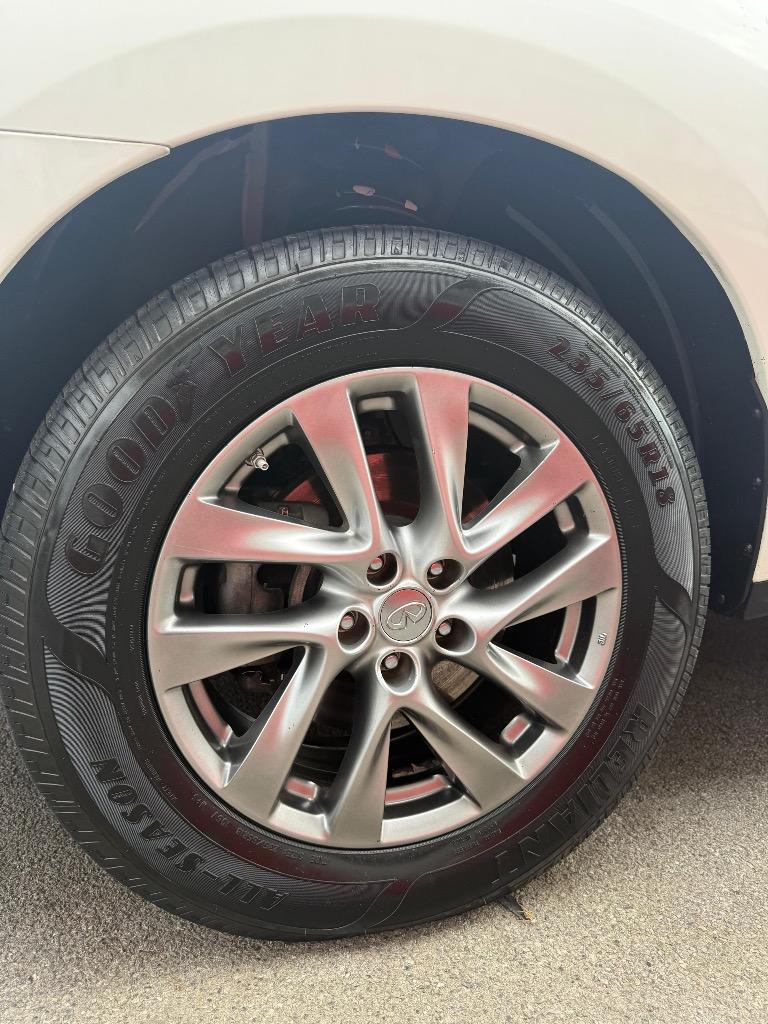 2015 INFINITI QX60 - $10,995