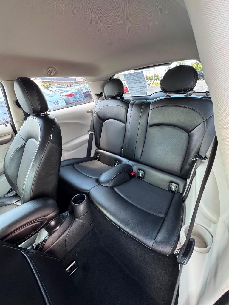2014 MINI Hardtop - $6,995