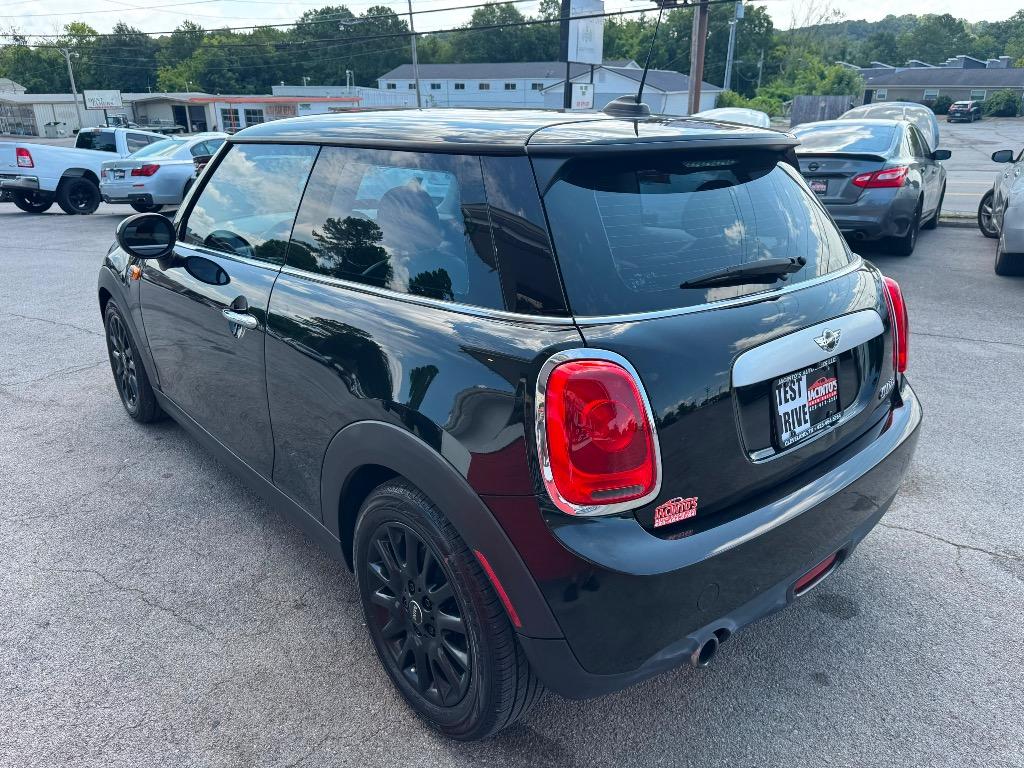 2014 MINI Hardtop - $6,995