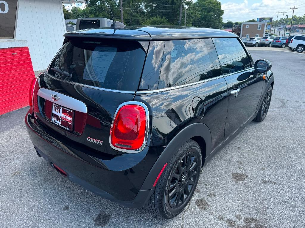 2014 MINI Hardtop - $6,995