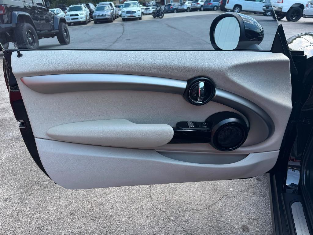 2014 MINI Hardtop - $6,995