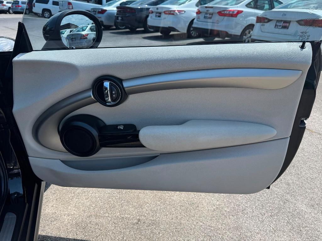2014 MINI Hardtop - $6,995