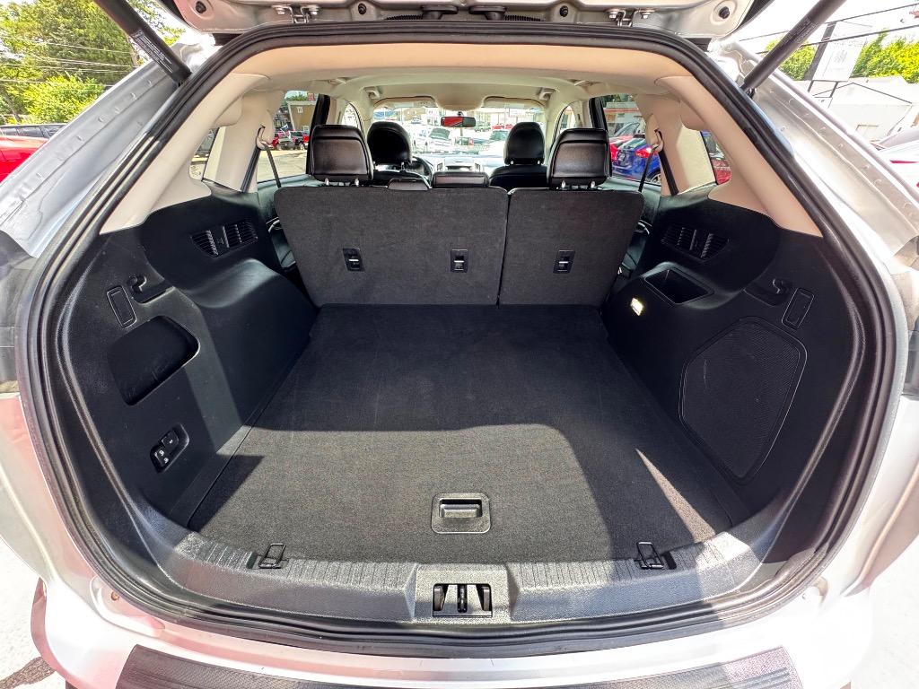 2017 Ford Edge - $13,995