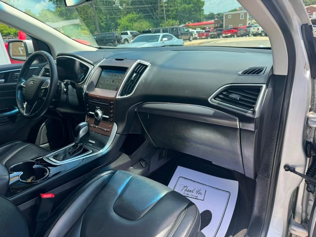 2017 Ford Edge - $13,995