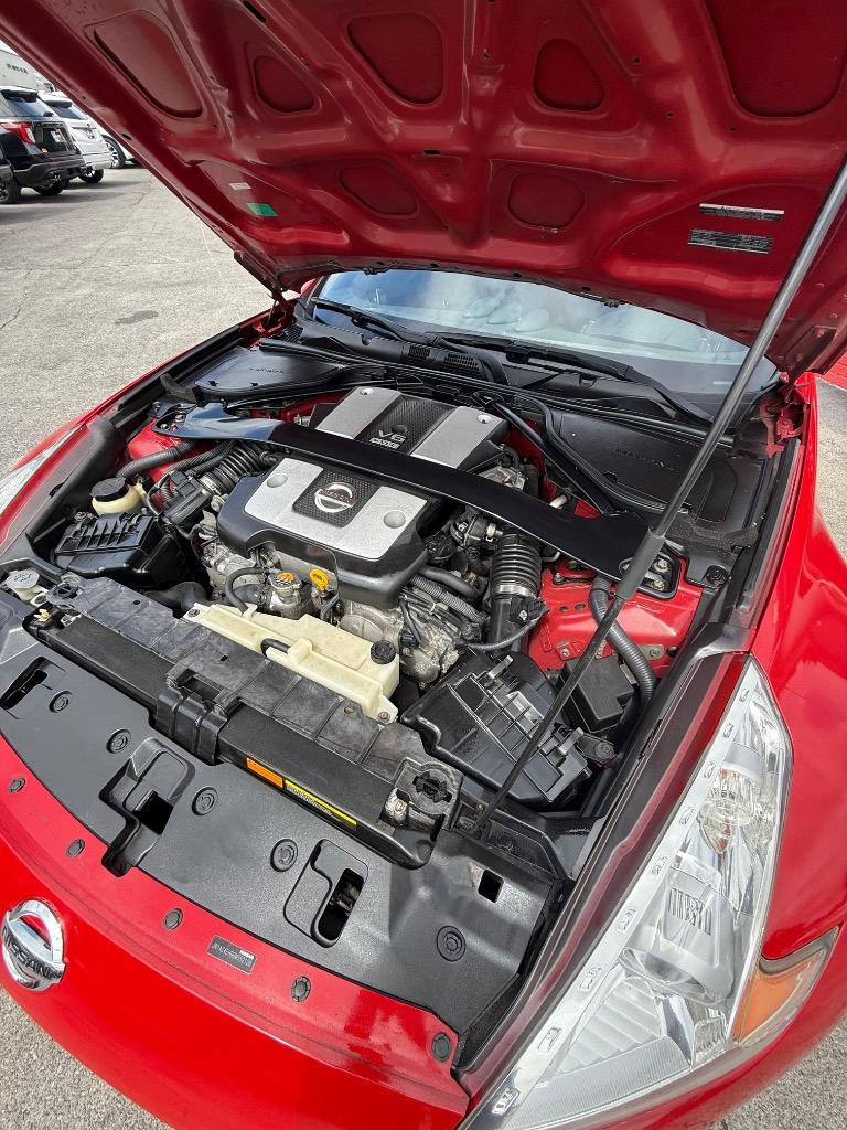 2011 Nissan 370Z - $11,995