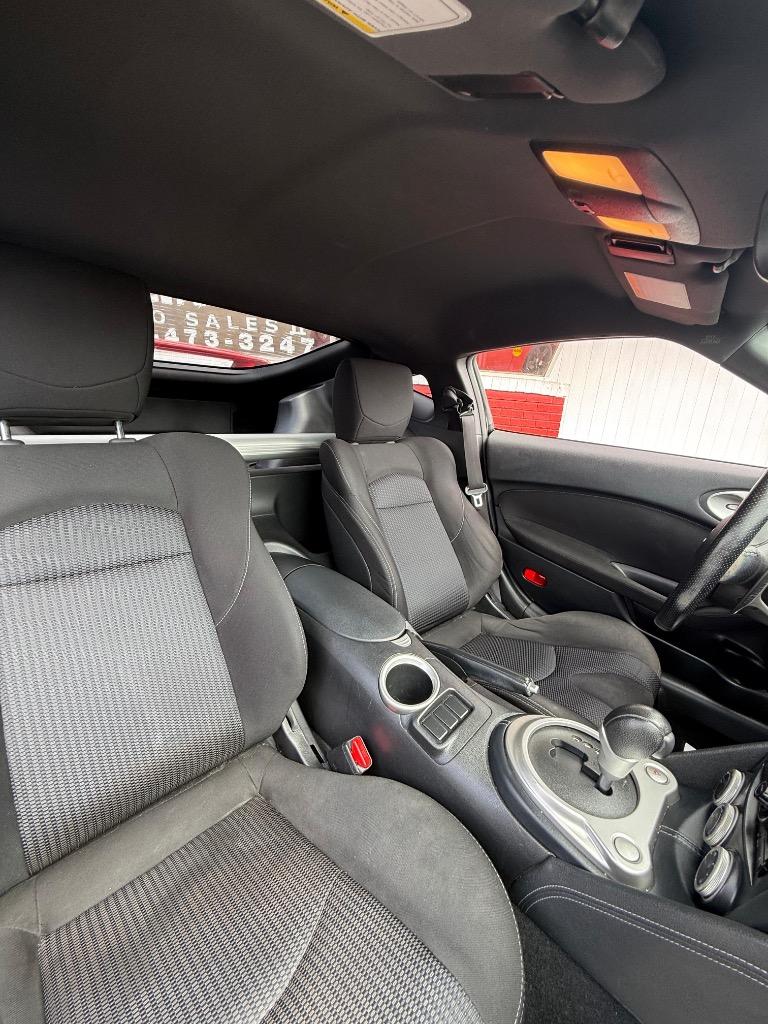 2011 Nissan 370Z - $11,995