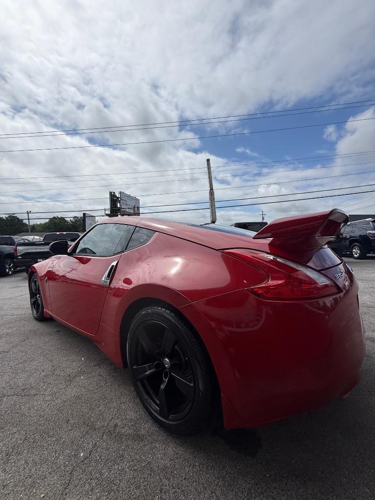 2011 Nissan 370Z - $11,995