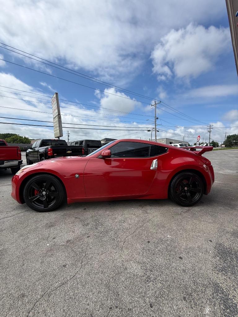 2011 Nissan 370Z - $11,995