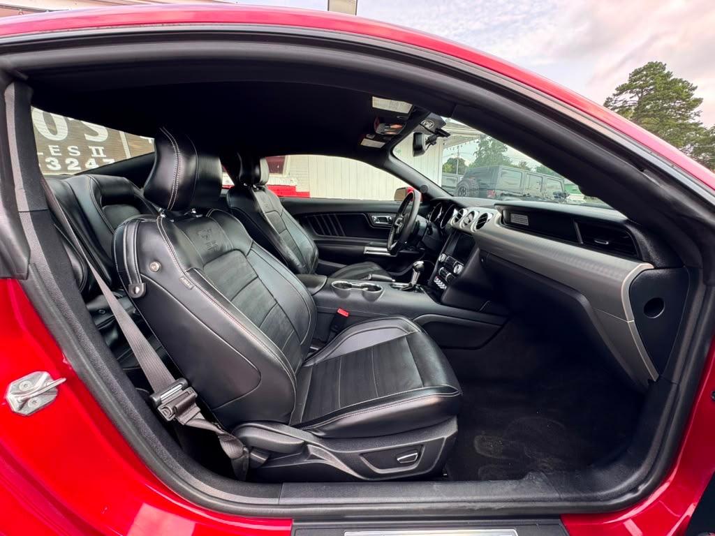 2015 Ford Mustang - $15,995