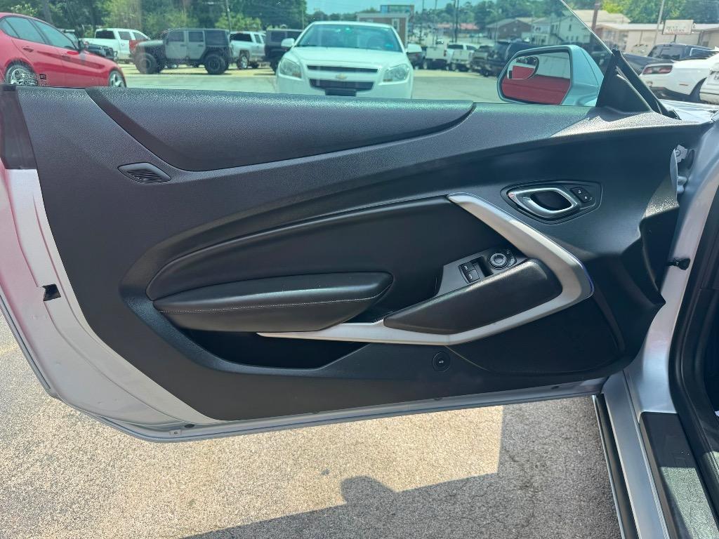 2017 Chevrolet Camaro - $15,995