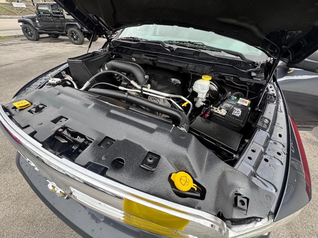 2017 Ram 1500 - $18,995