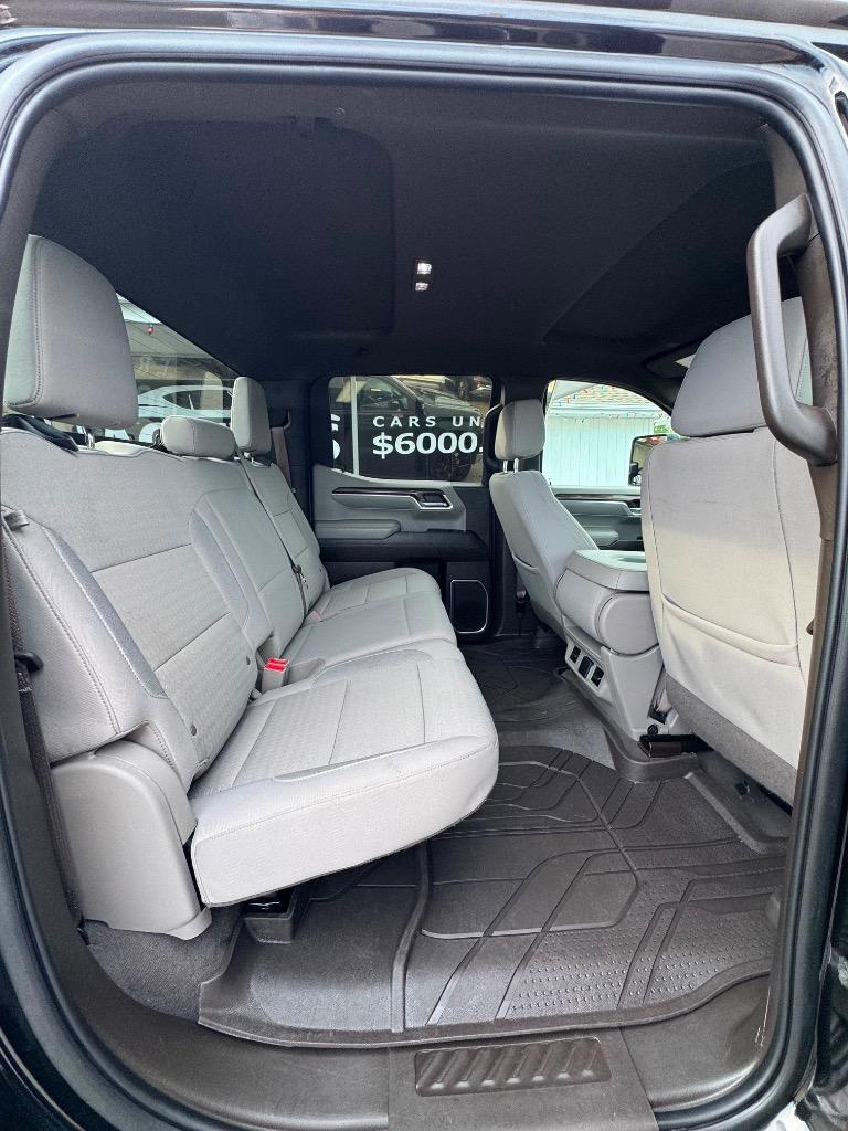 2024 Chevrolet Silverado 1500 - $41,995