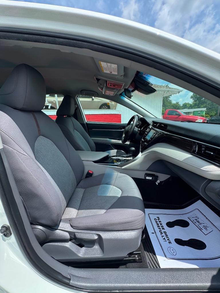 2020 Toyota Camry - $17,995