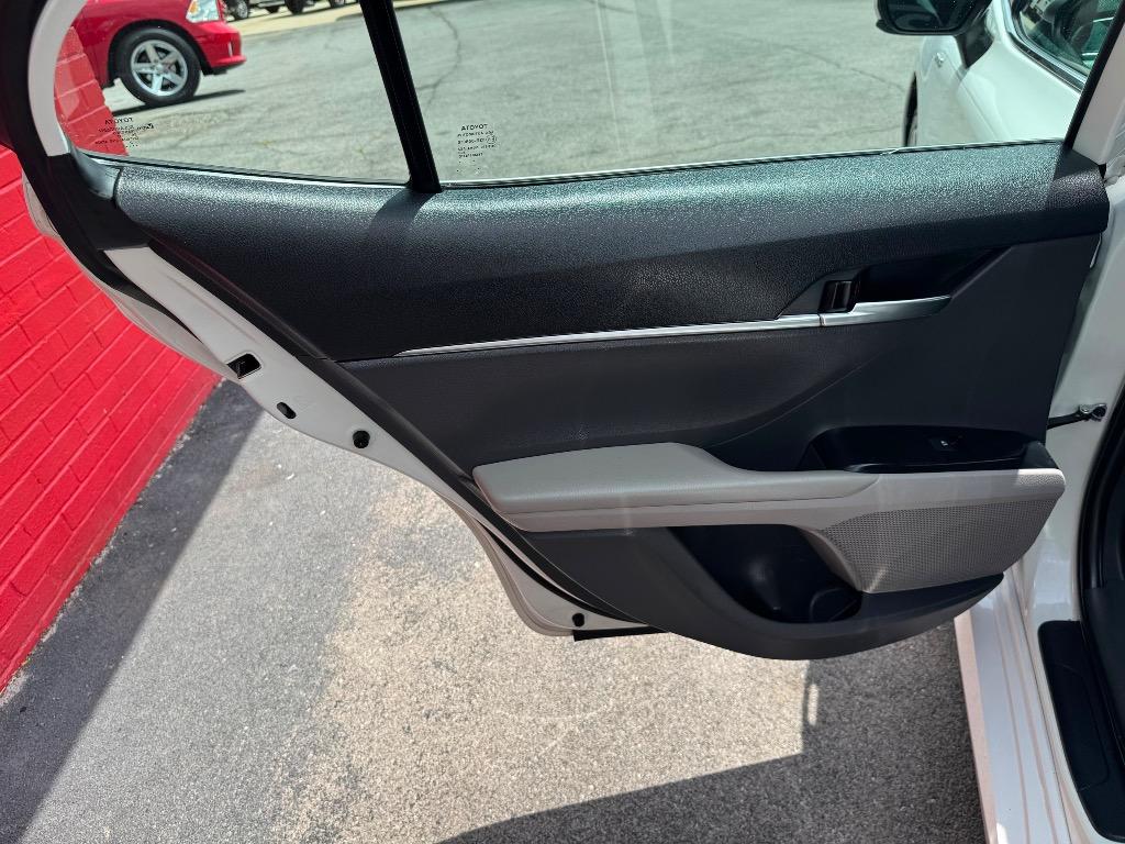 2020 Toyota Camry - $17,995