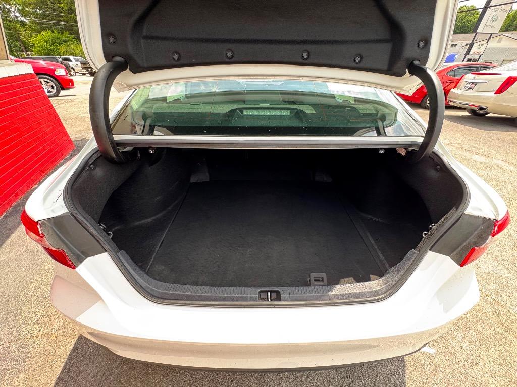 2020 Toyota Camry - $17,995