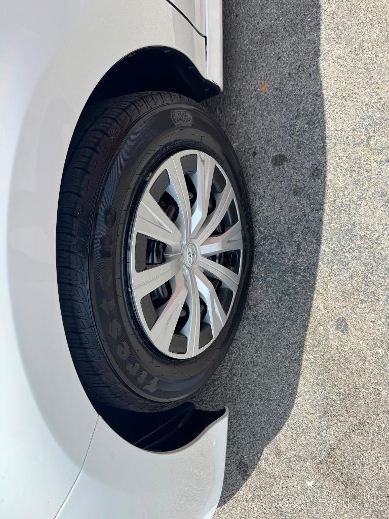 2020 Toyota Camry - $17,995