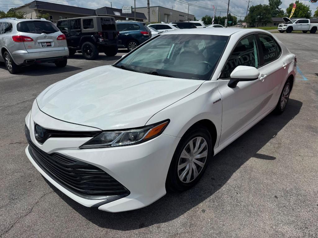 2020 Toyota Camry - $17,995