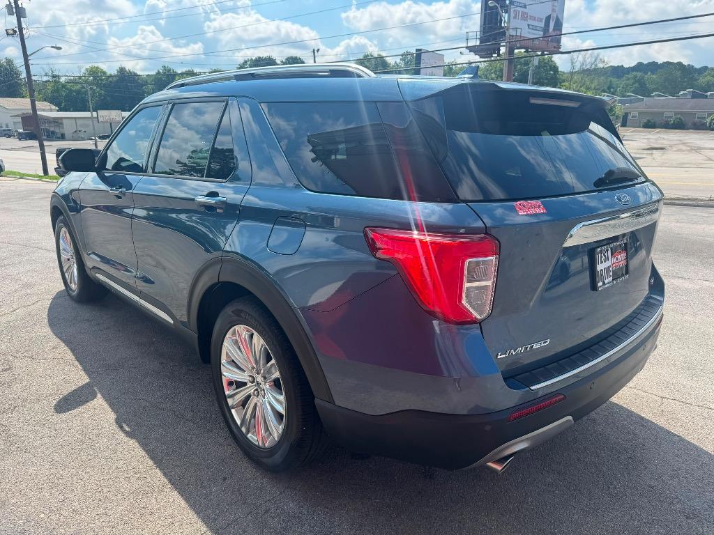 2020 Ford Explorer - $17,995