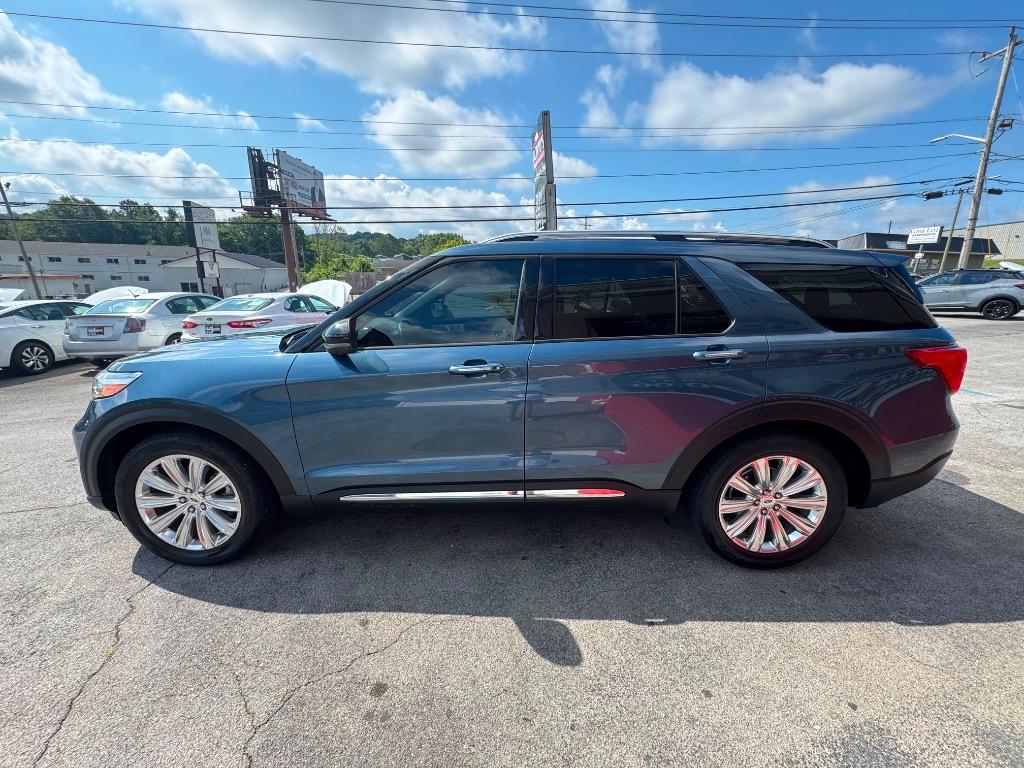2020 Ford Explorer - $17,995