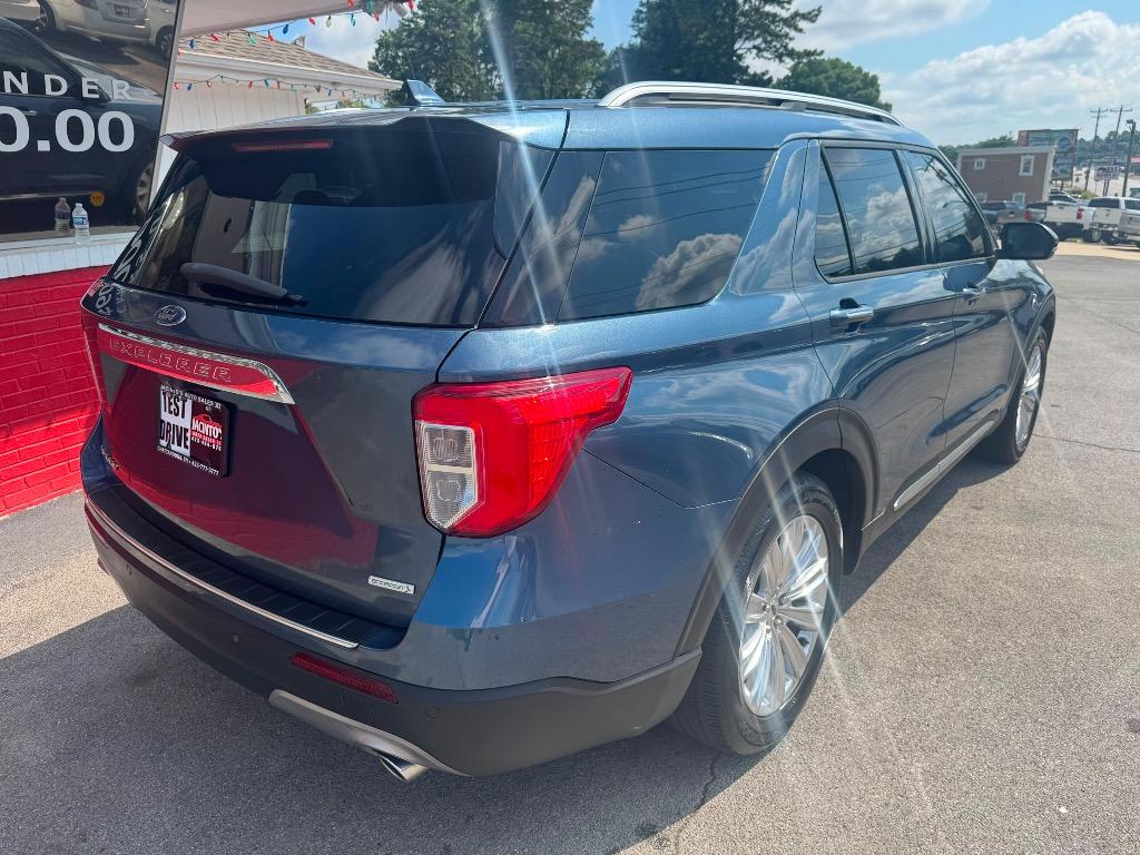 2020 Ford Explorer - $17,995