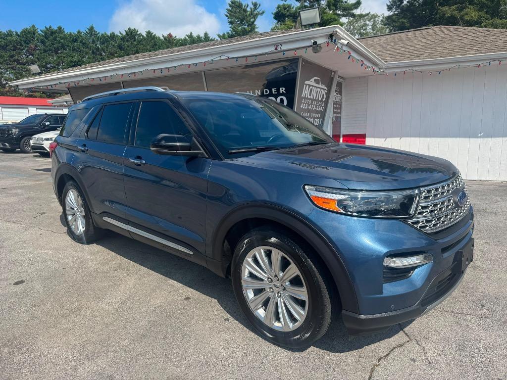 2020 Ford Explorer - $17,995