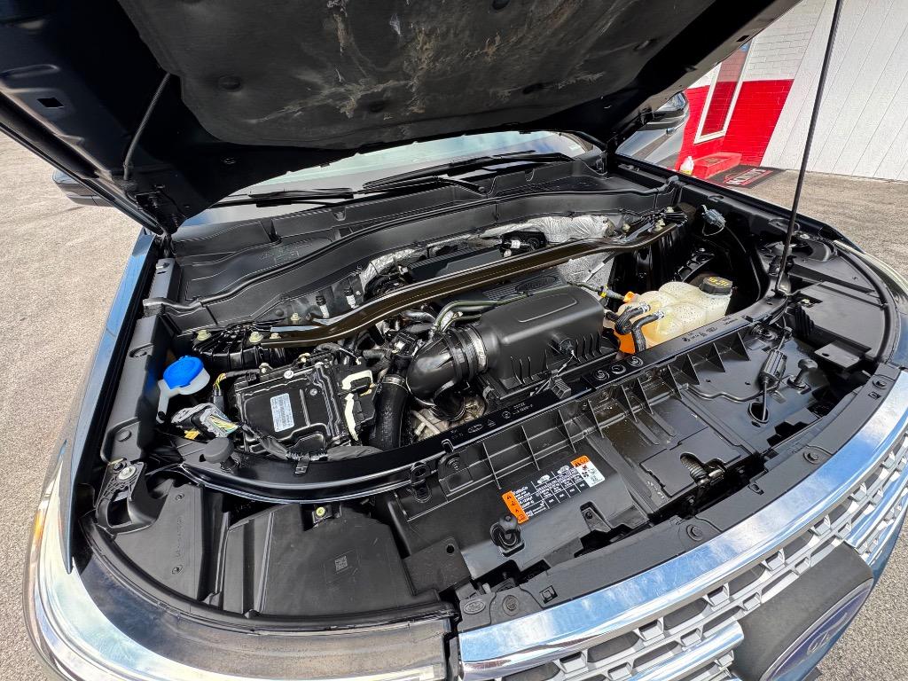 2020 Ford Explorer - $17,995