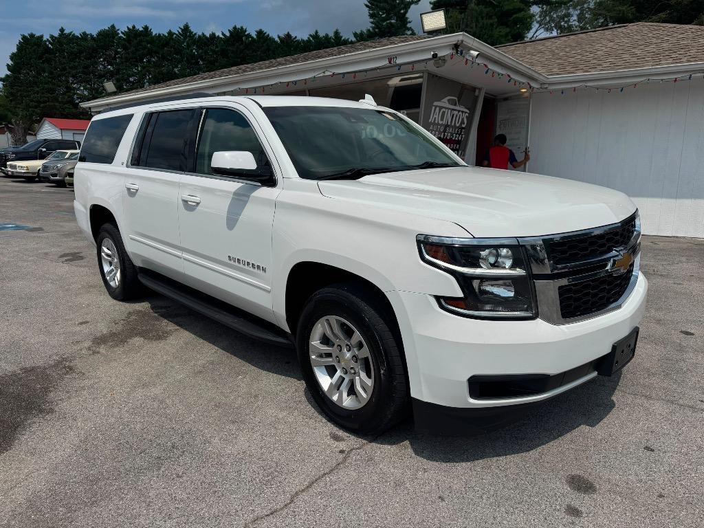 2015 Chevrolet Suburban - $17,995