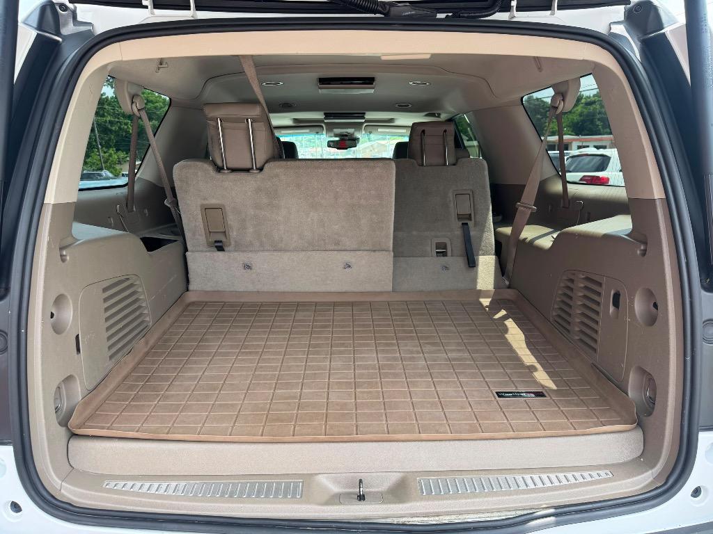 2015 Chevrolet Suburban - $17,995