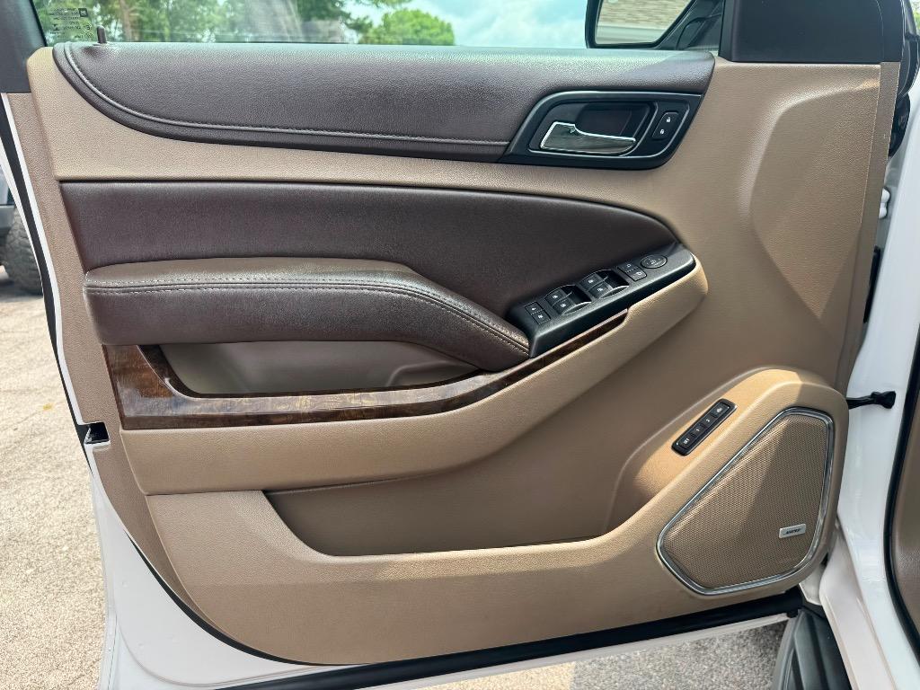 2015 Chevrolet Suburban - $17,995