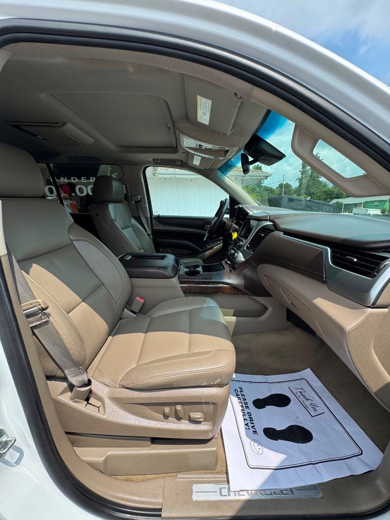 2015 Chevrolet Suburban - $17,995
