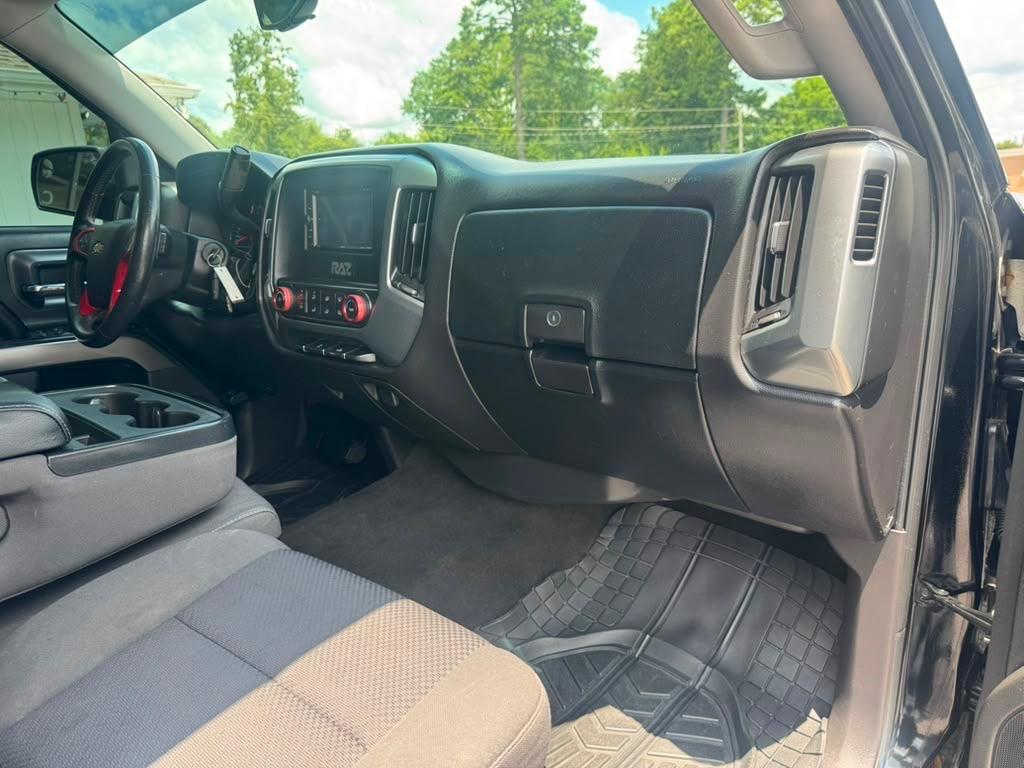 2016 Chevrolet Silverado - $22,995