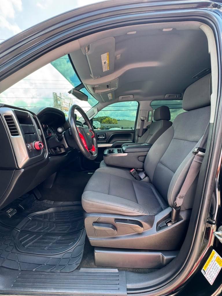 2016 Chevrolet Silverado - $22,995