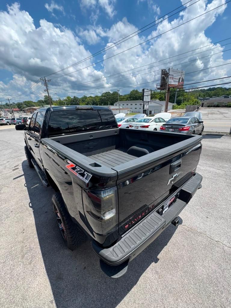 2016 Chevrolet Silverado - $22,995