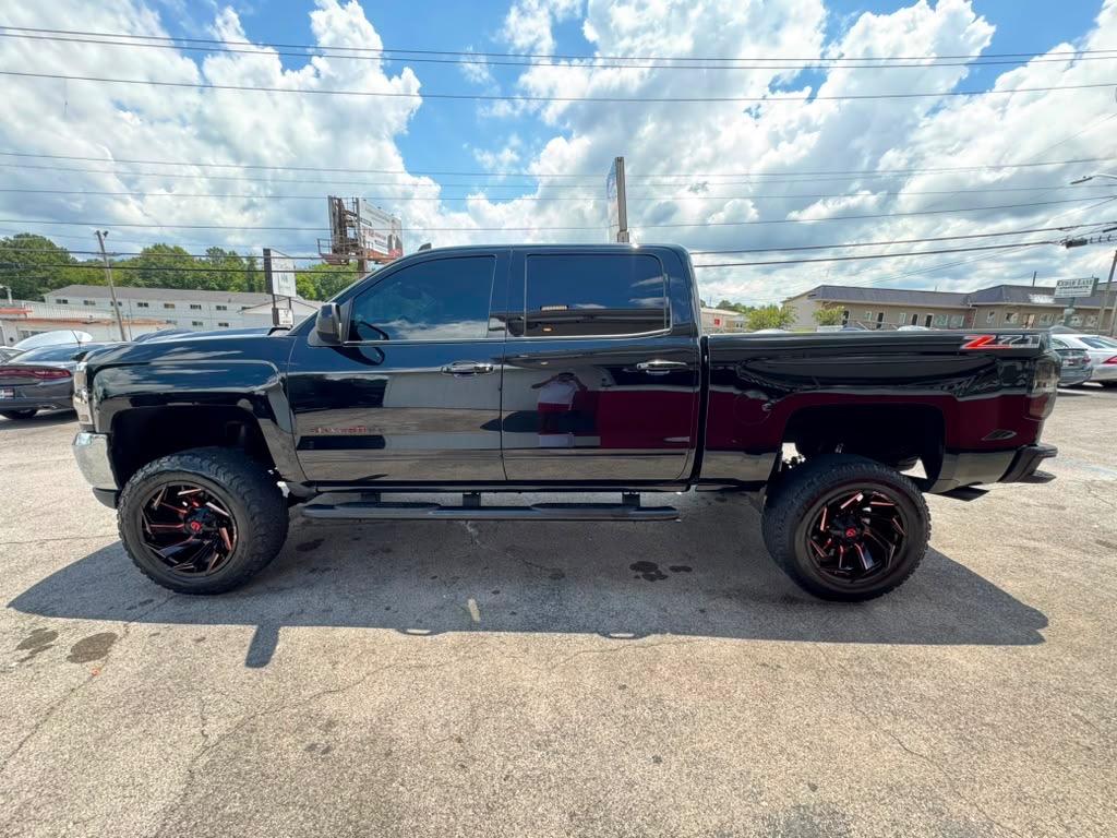 2016 Chevrolet Silverado - $22,995