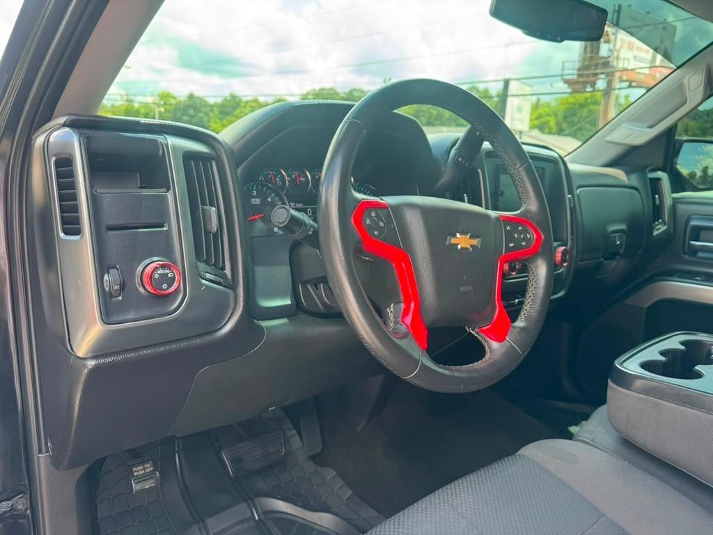 2016 Chevrolet Silverado - $22,995