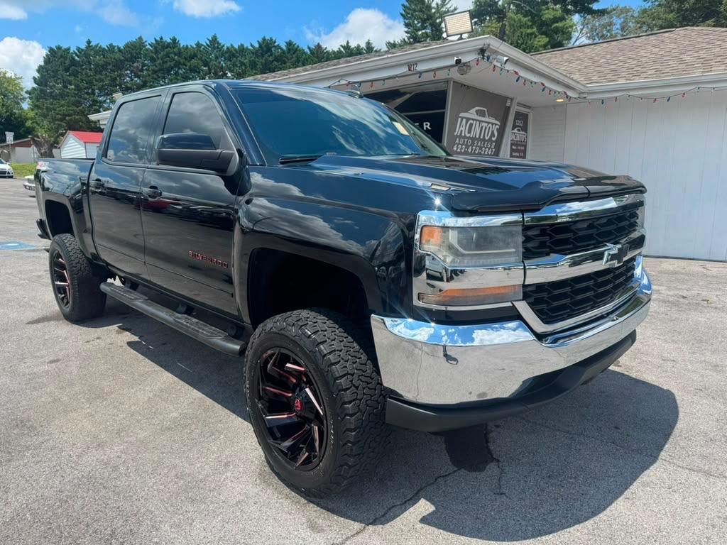 2016 Chevrolet Silverado - $22,995