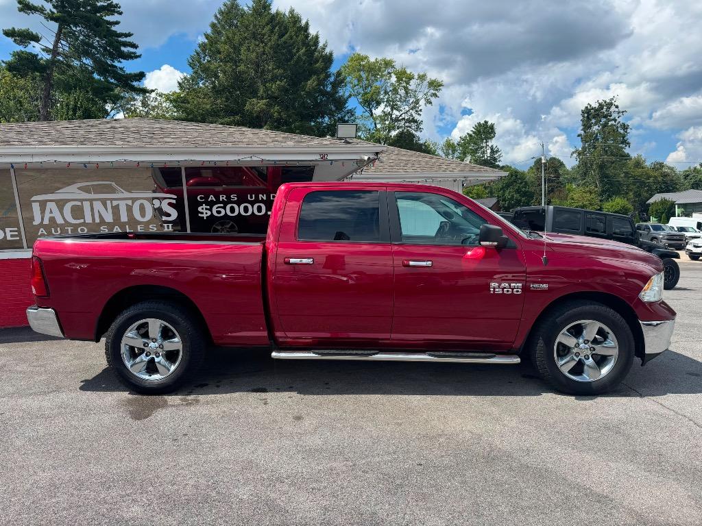2015 Ram 1500 - $19,995